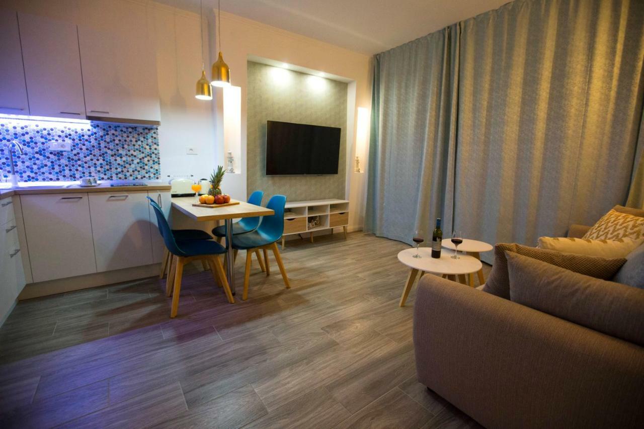 Apartments The Blue Split Luaran gambar